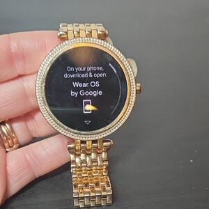 MICHAEL KORS SMARTWATCH GOLD TONE